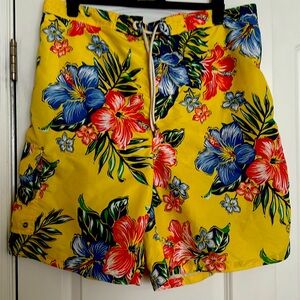 Authentic polo, Ralph Lauren swim trunks. Men’s size 2XLT.
